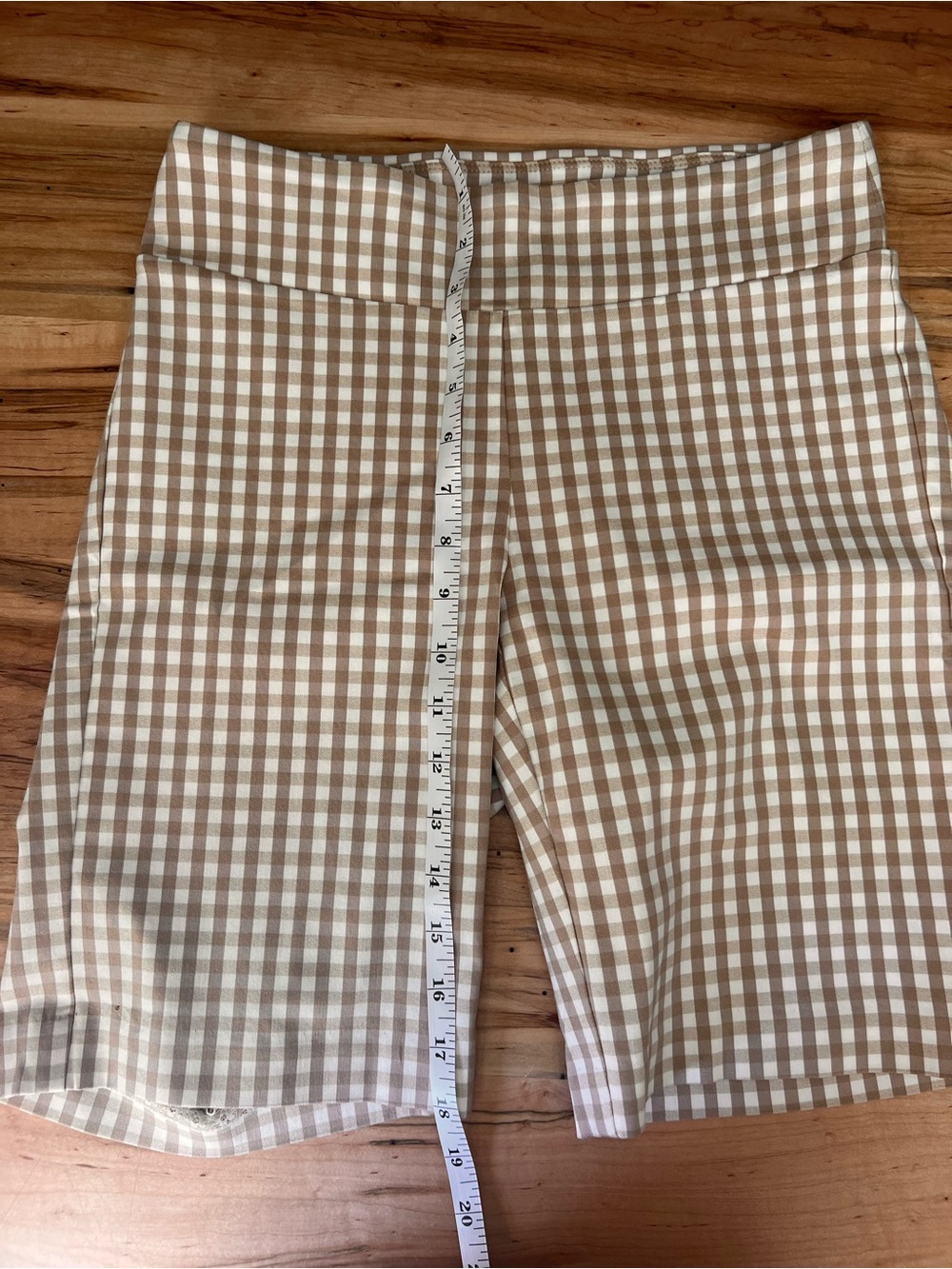 J. McLaughlin Gingham Shorts Size 4 Tan White Preppy Coastal Country Club Summer - Picture 6 of 6